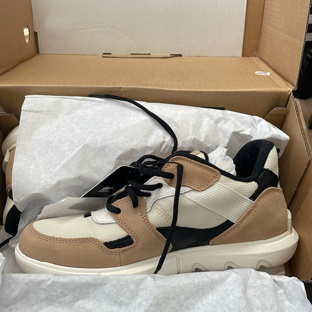 SOREL EXPLORER II SNEAKER LOW WP new in box size 10 color CHALK/CANOE